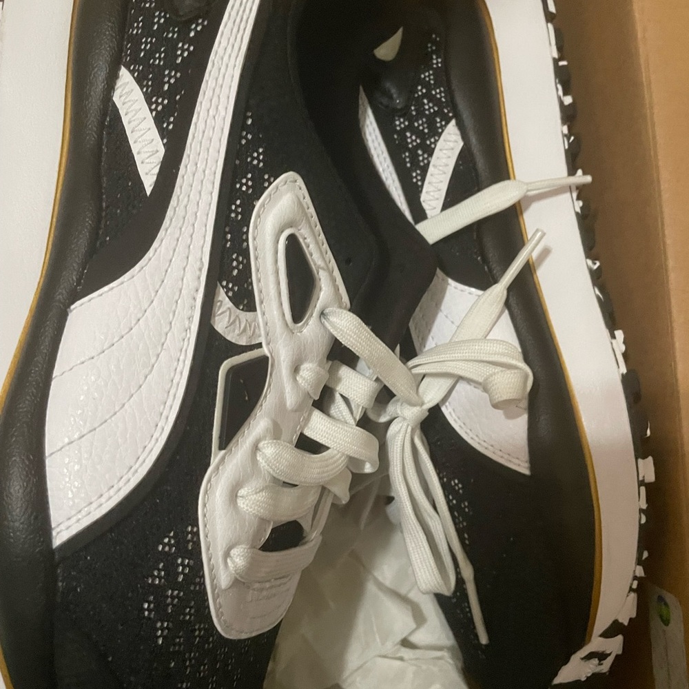 Black and white unisex Puna sneakers